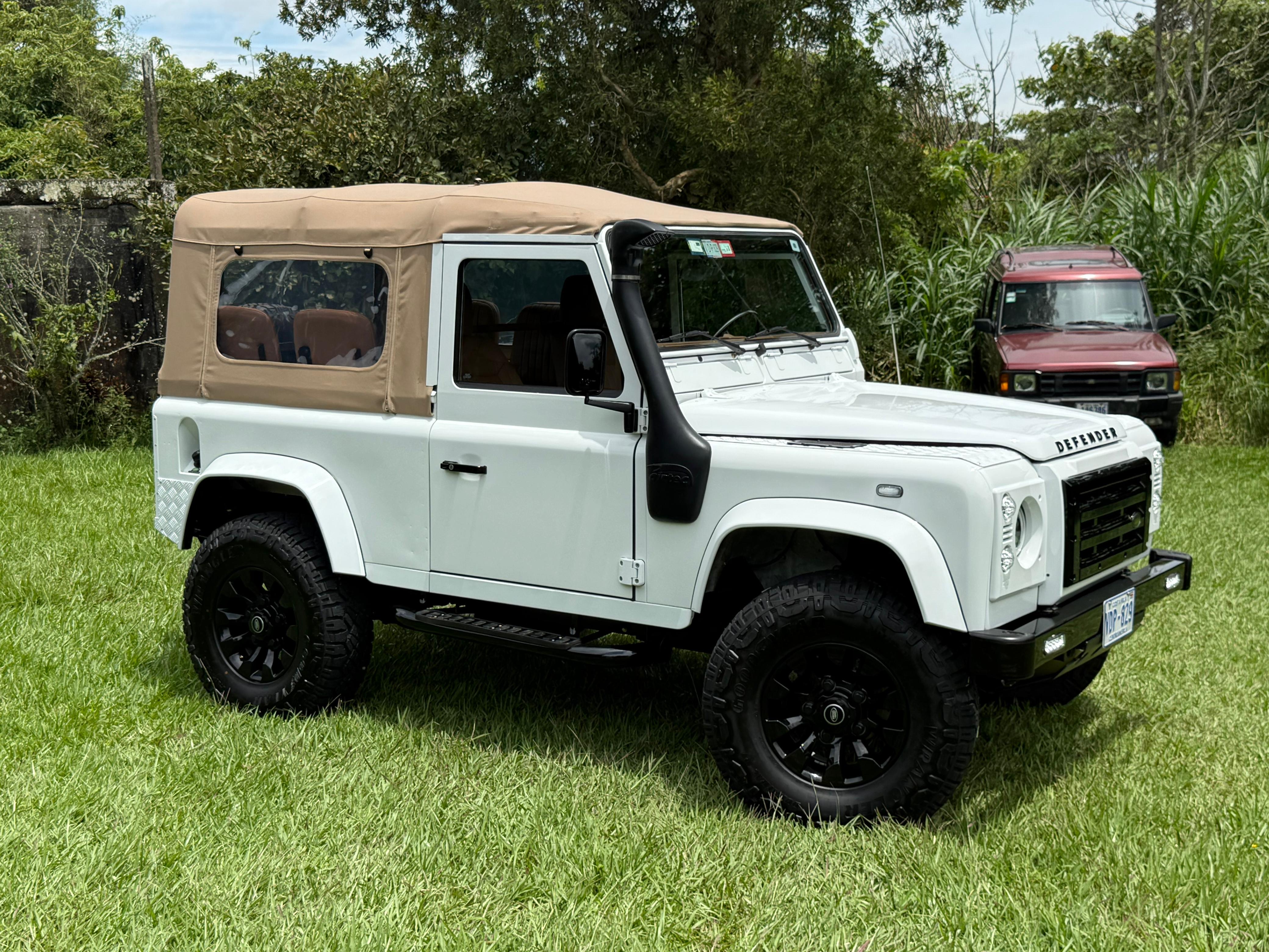 Land Rover Defender 90 Soft Top 2003