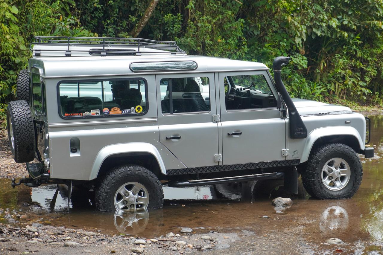 Land Rover Defender 110 Station Wagon 2009